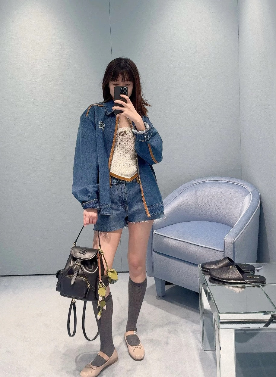 미우미우 가죽 백팩