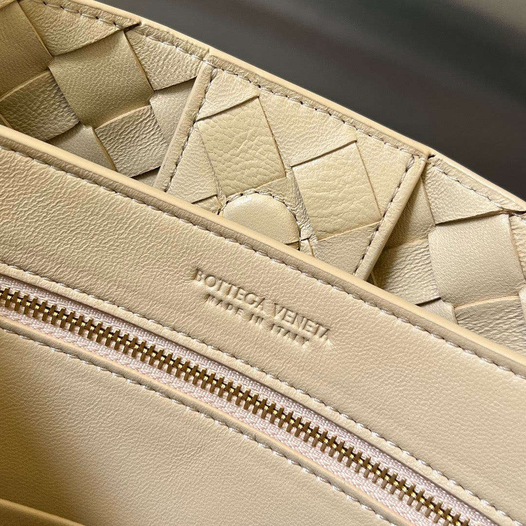 보테가 베네타 안디아모 스몰