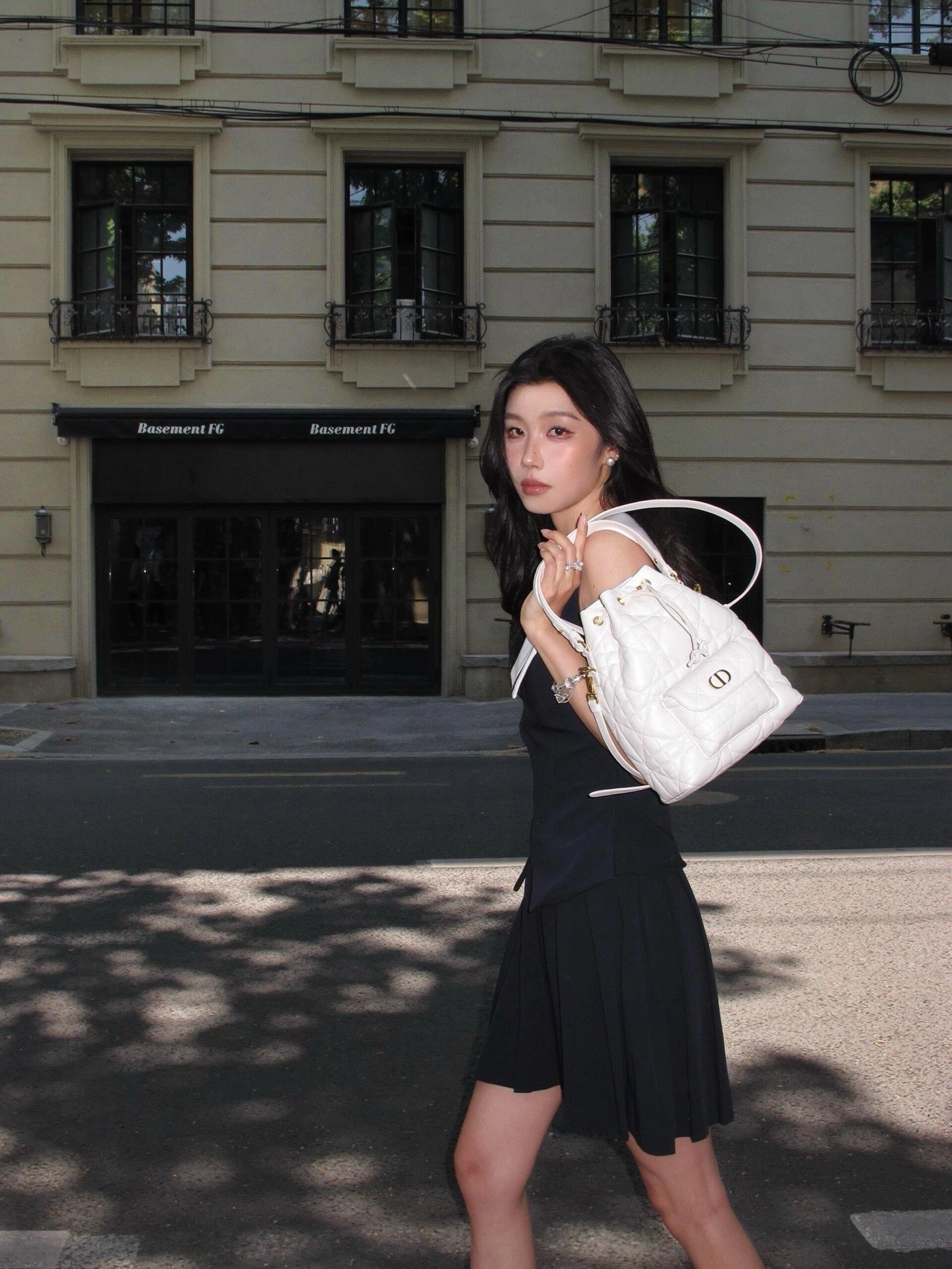 디올 카로 스몰 버킷백