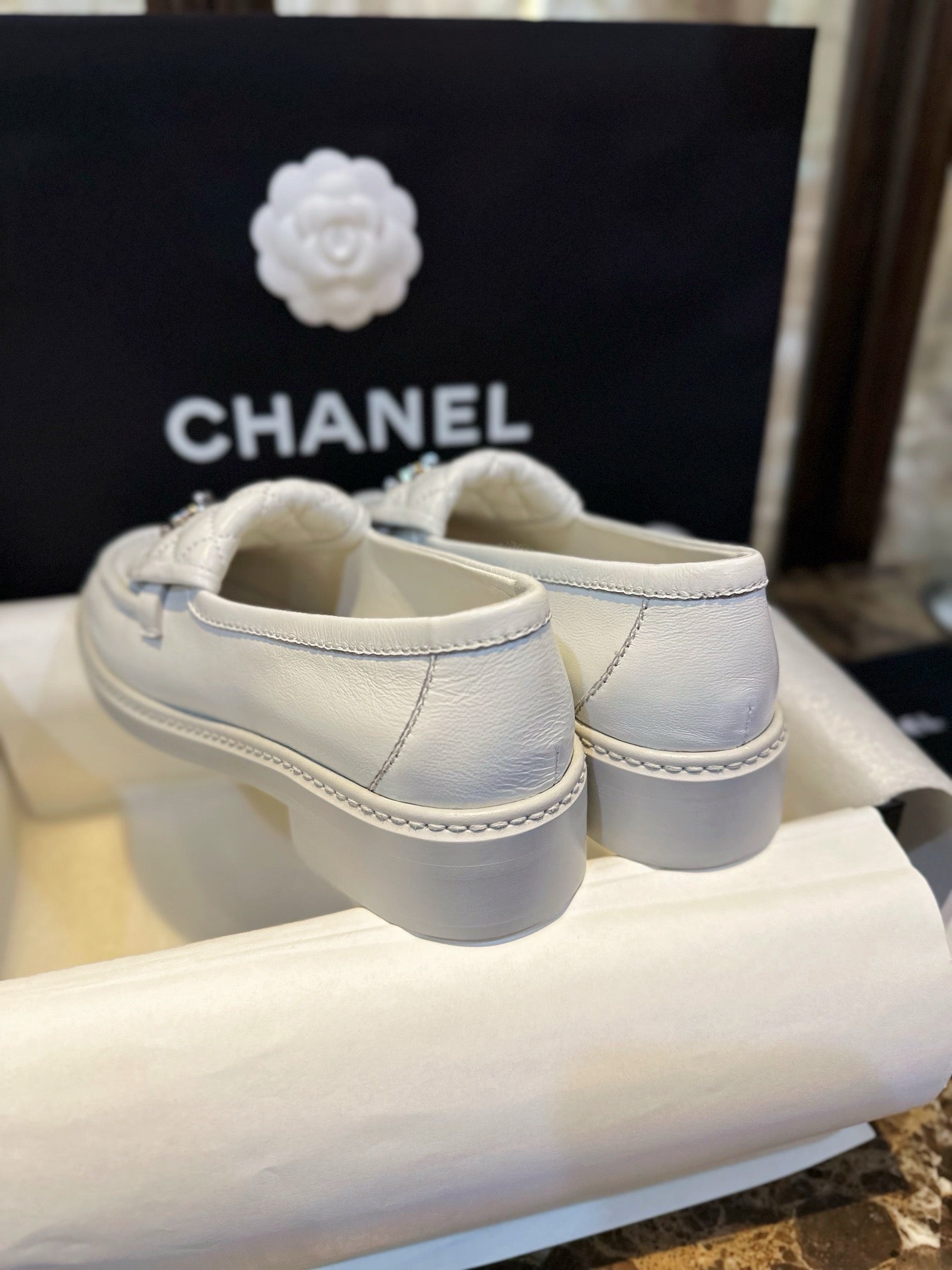 샤넬 퀄팅 CC로고 턴락 로퍼