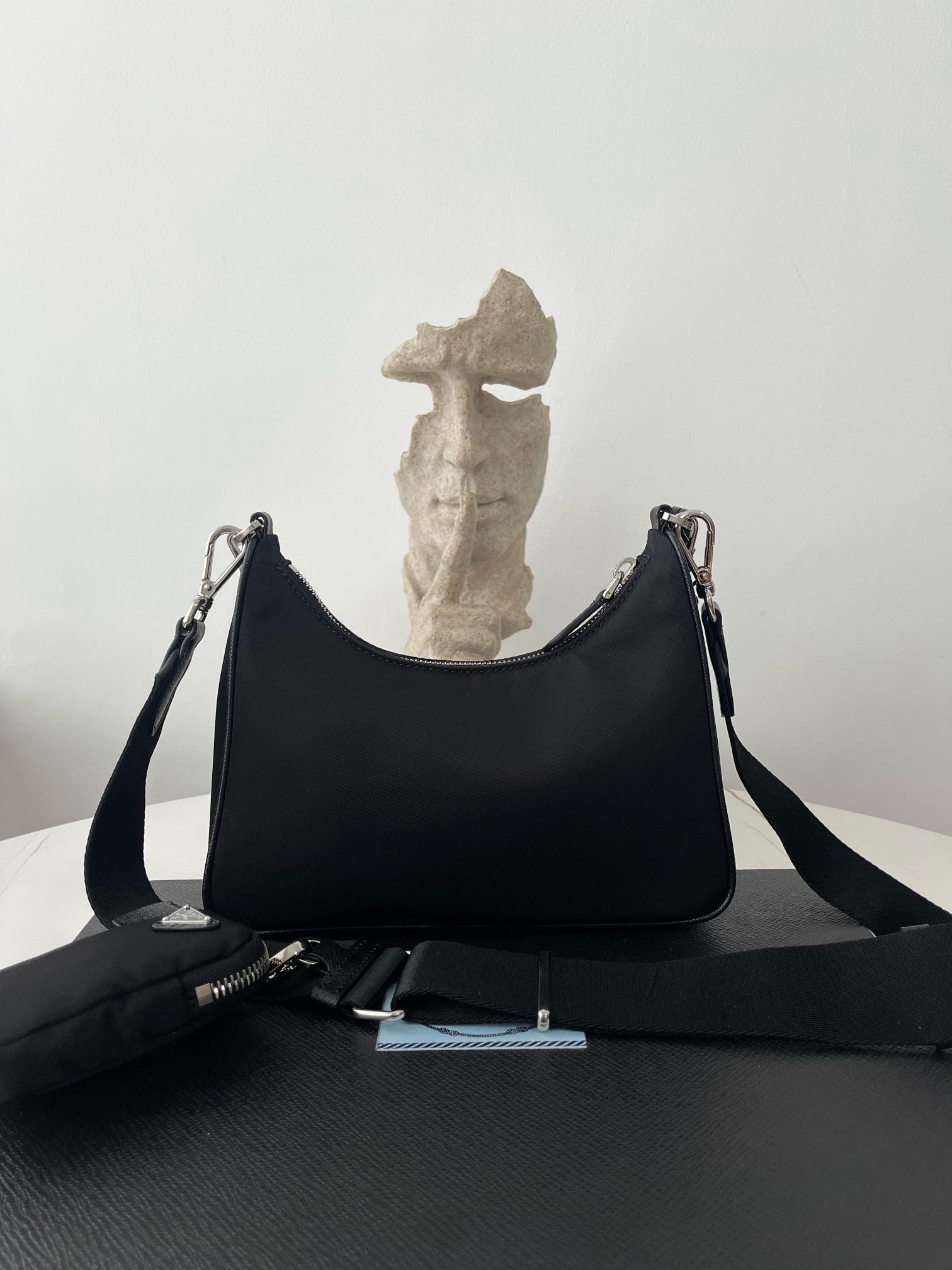 프라다 테수토 체인 호보백