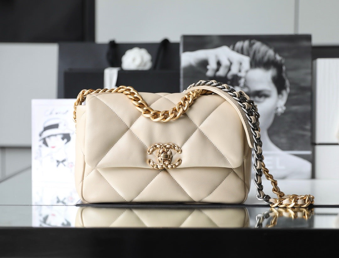 샤넬 19백 미디움