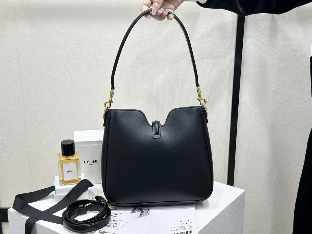 셀린느 16 소프트 까미유 스몰