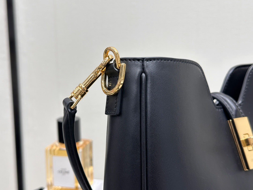 셀린느 16 소프트 까미유 스몰