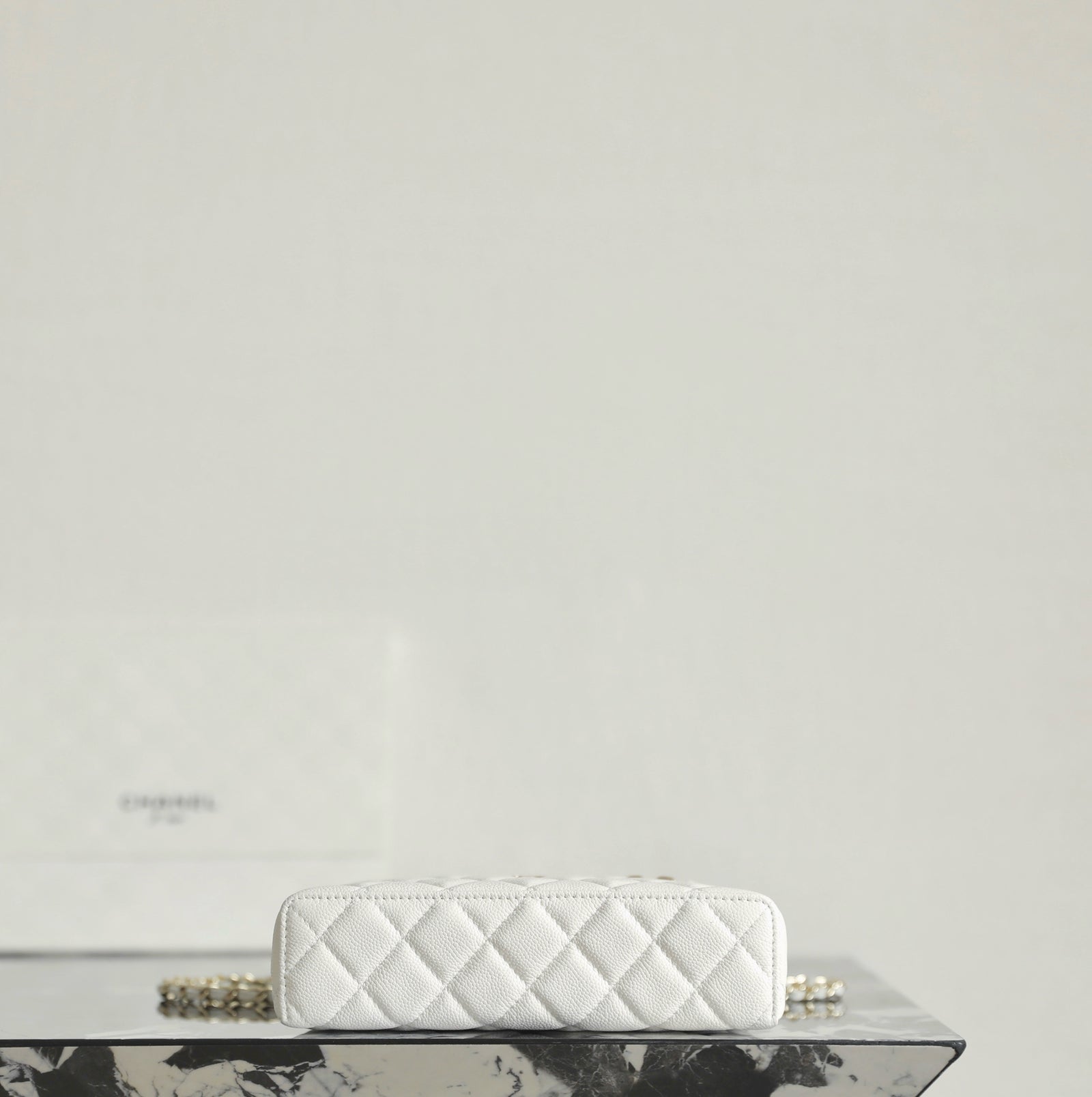 샤넬 클래식 체인 베니티 탑핸들 백