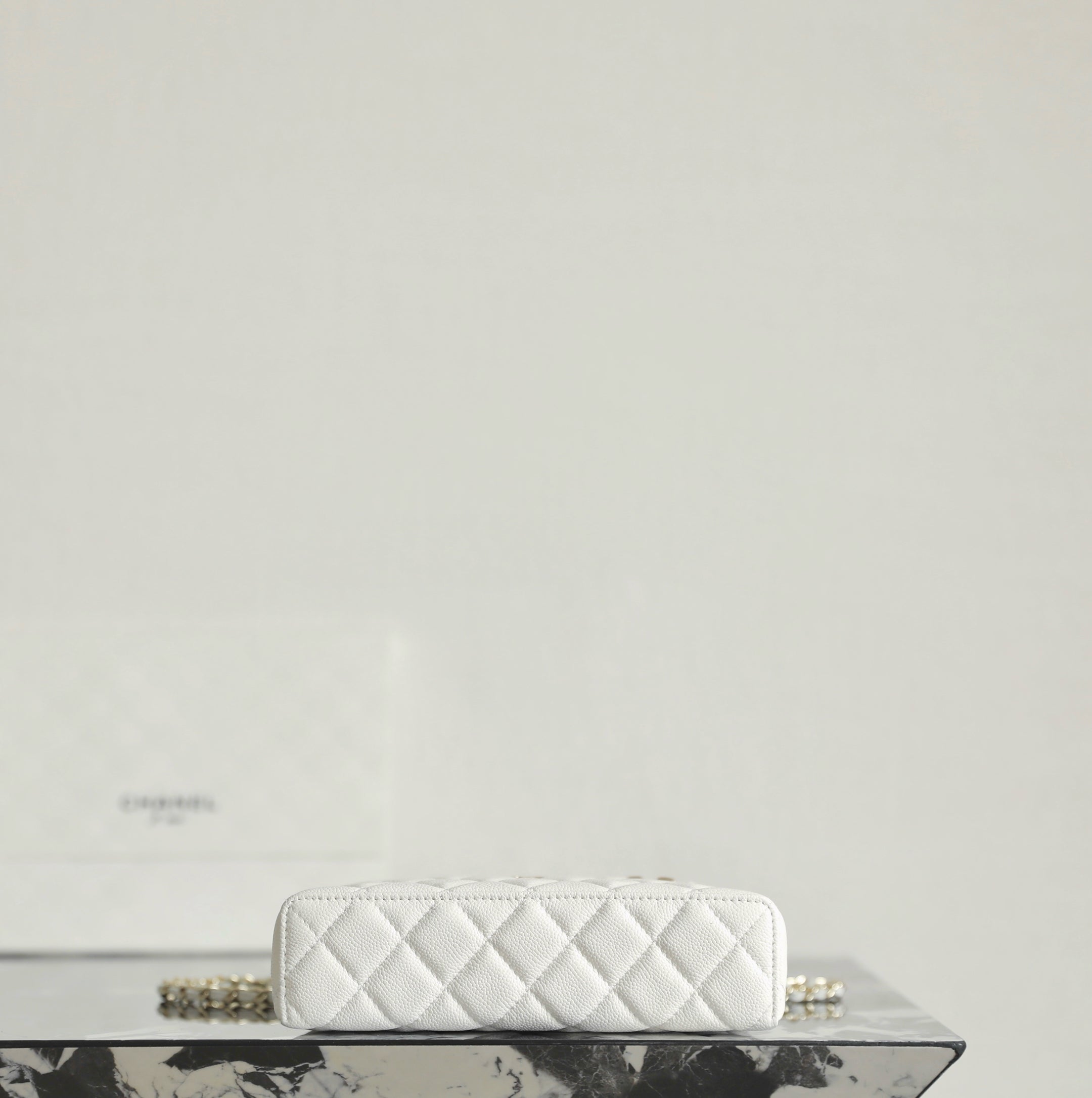 샤넬 클래식 체인 베니티 탑핸들 백