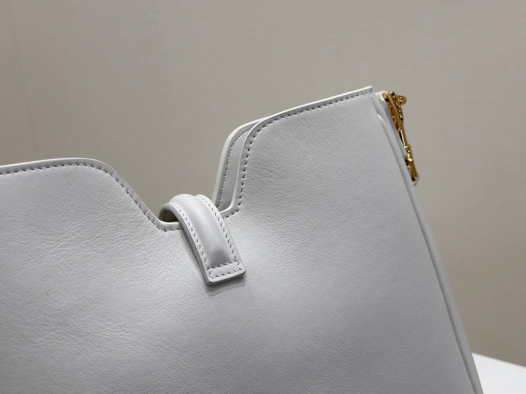 셀린느 16 소프트 까미유 스몰