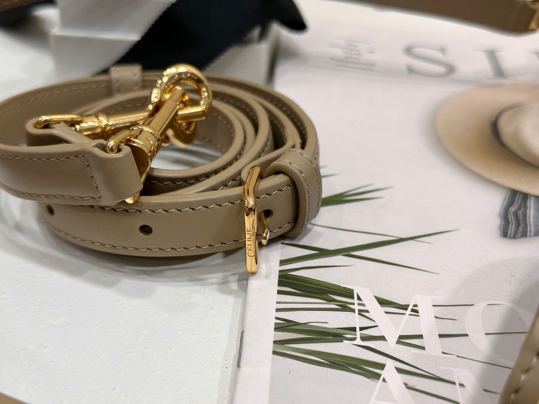 셀린느 16 소프트 까미유 스몰