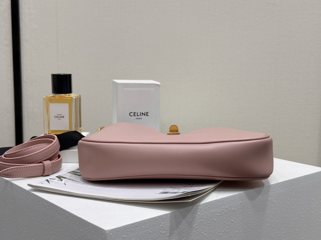 셀린느 16 소프트 까미유 스몰