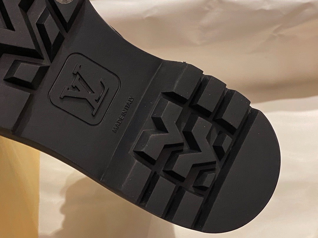 루이비통 모노그램 테리토리 레인저 부츠