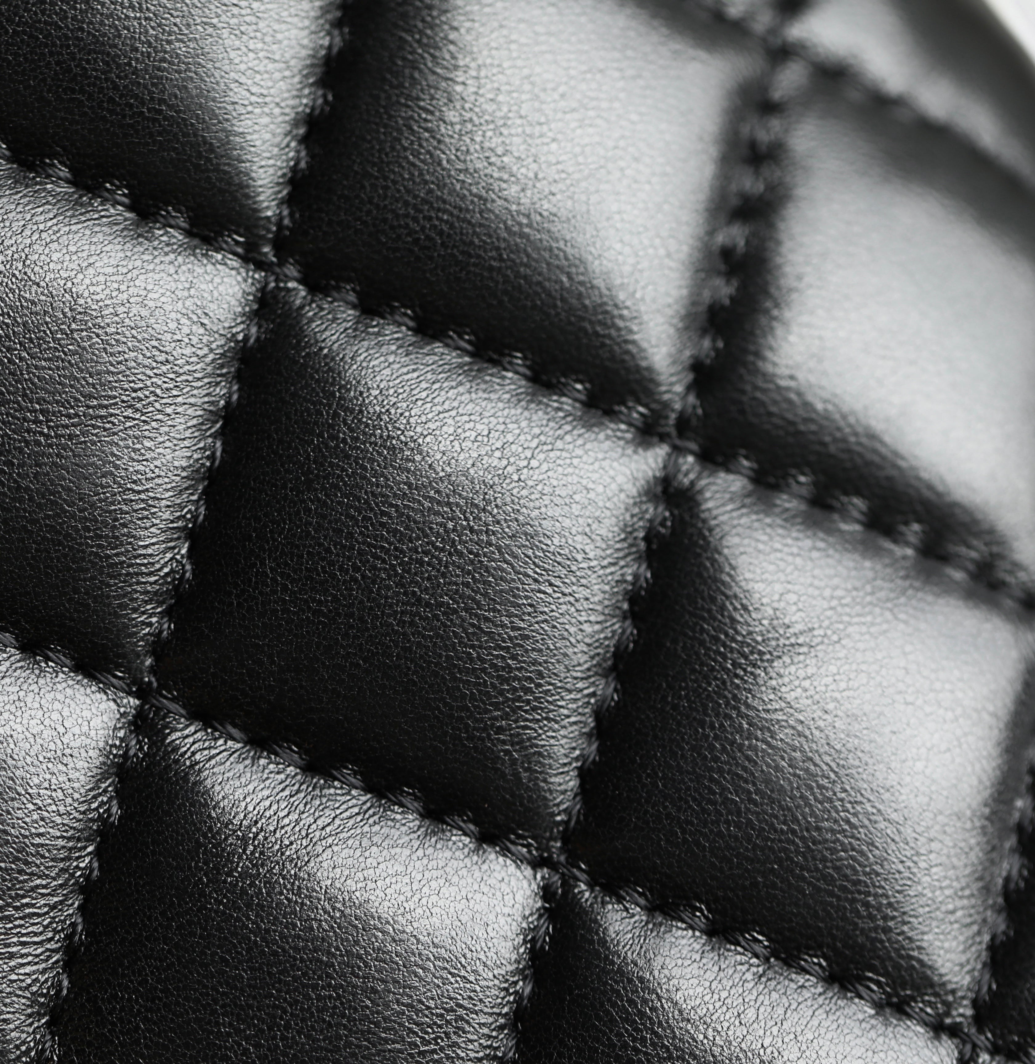 샤넬 25P 탑핸들 플랩백