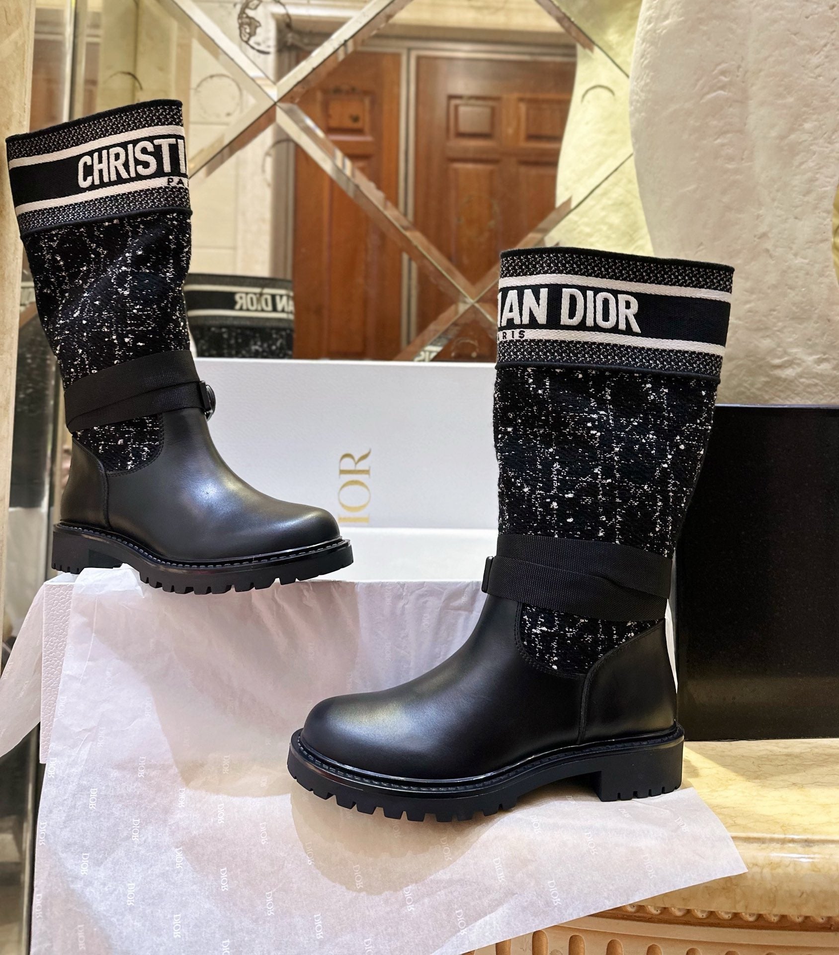 디올 디 메이저 앵클 부츠