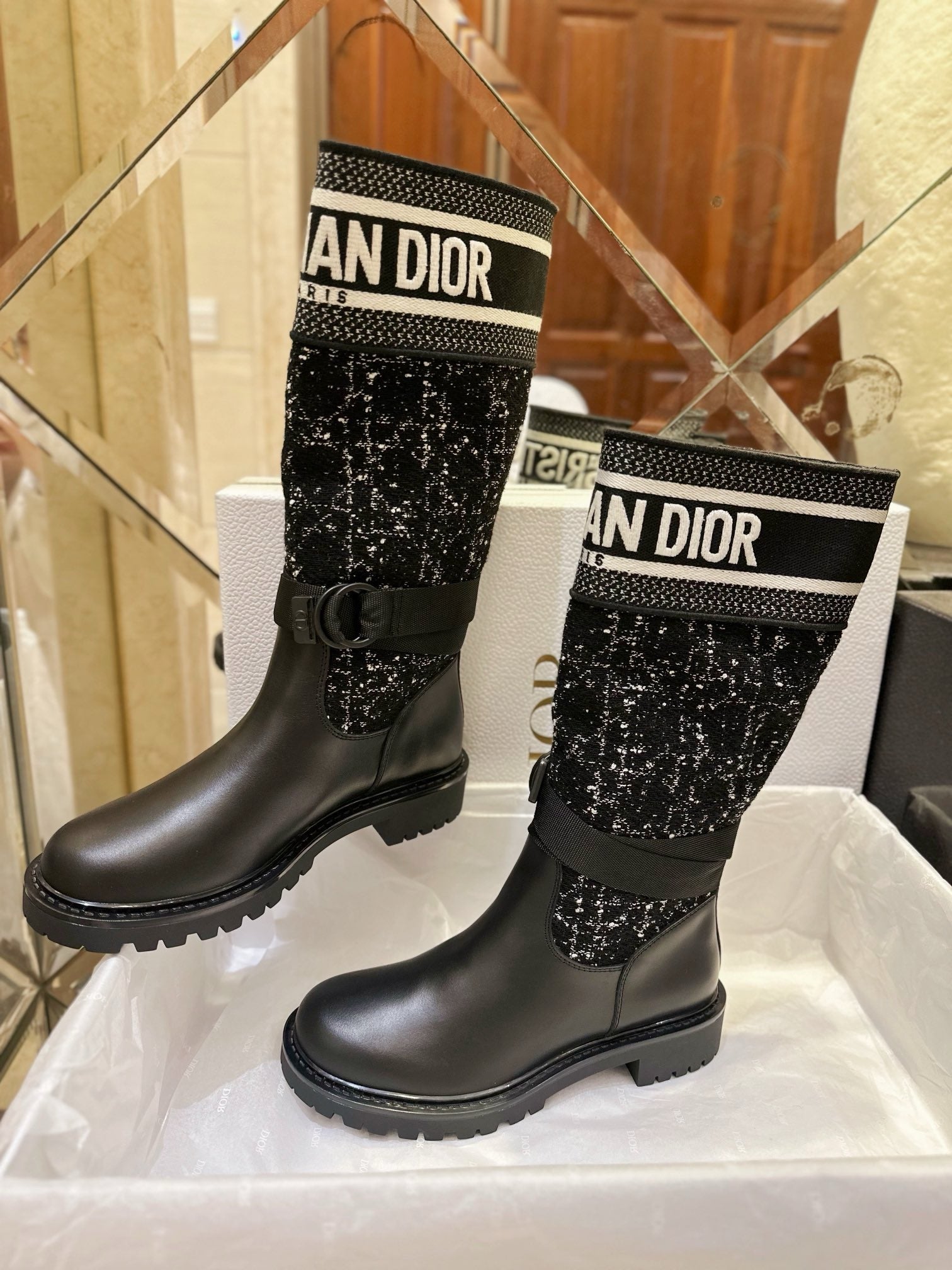 디올 디 메이저 앵클 부츠