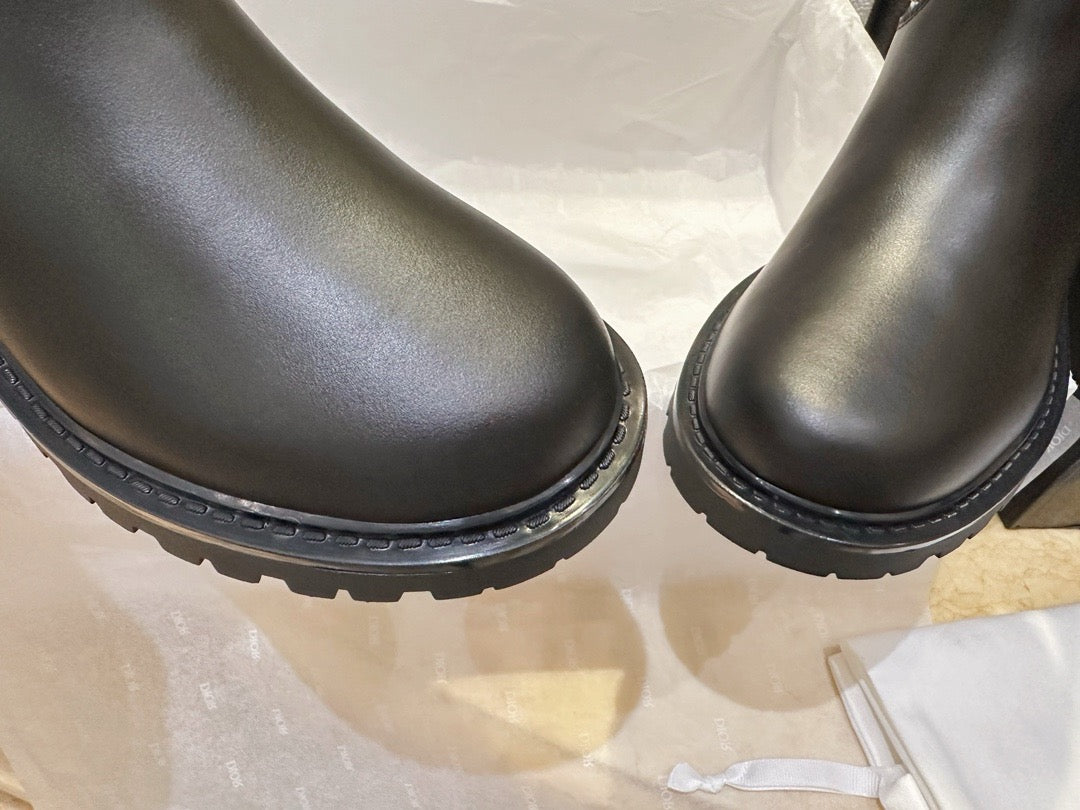 디올 디 메이저 앵클 부츠