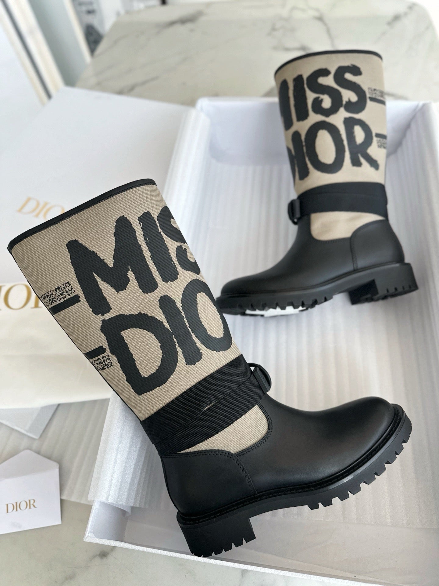 디올 미스 디올 롱 부츠