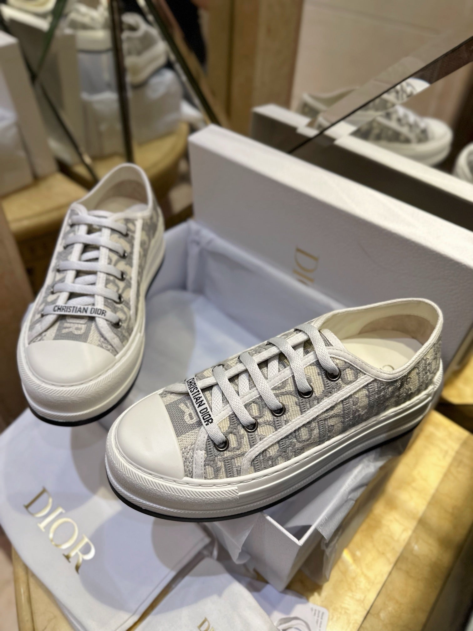 디올 오블리크 플랫폼 스니커즈