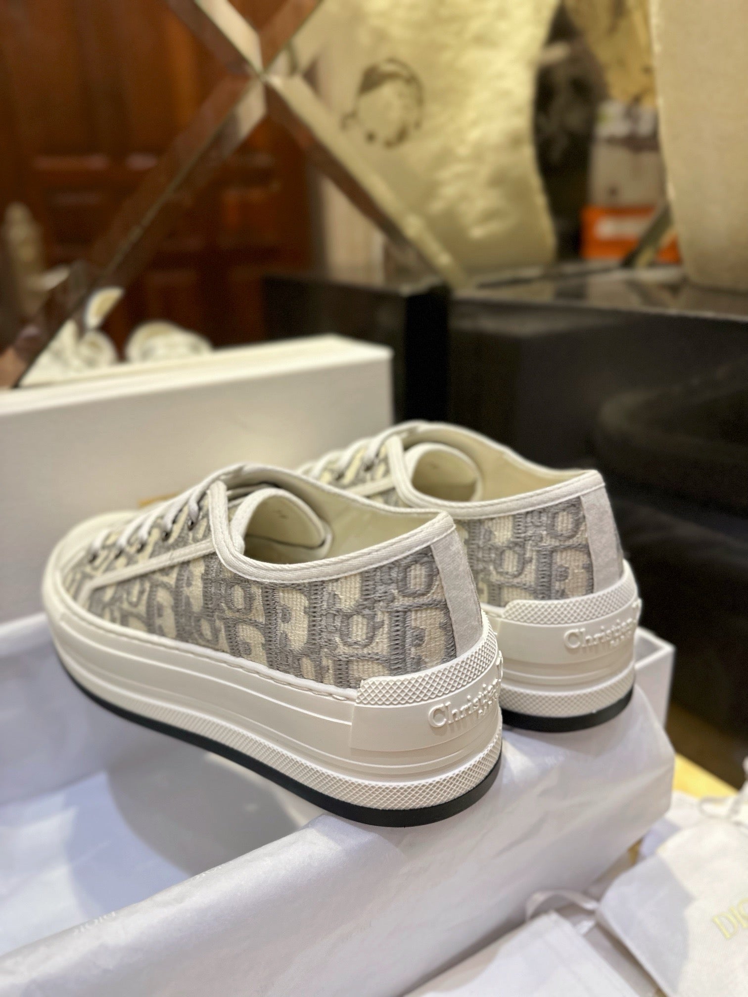 디올 오블리크 플랫폼 스니커즈