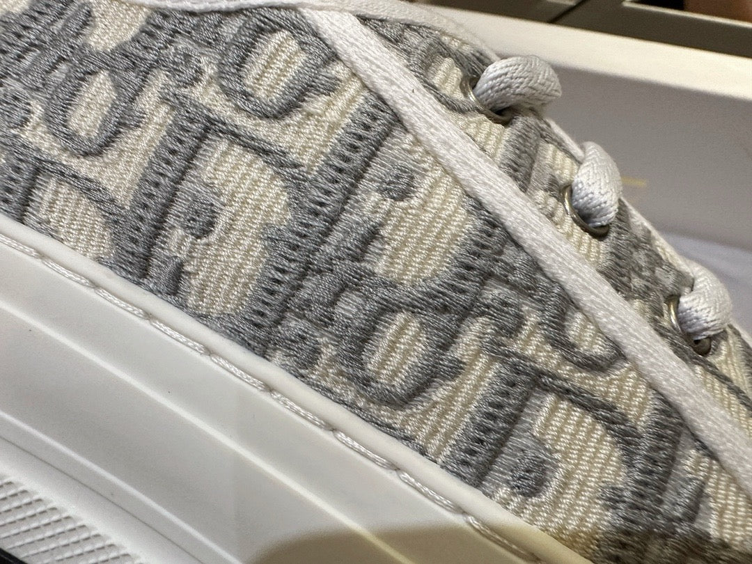 디올 오블리크 플랫폼 스니커즈