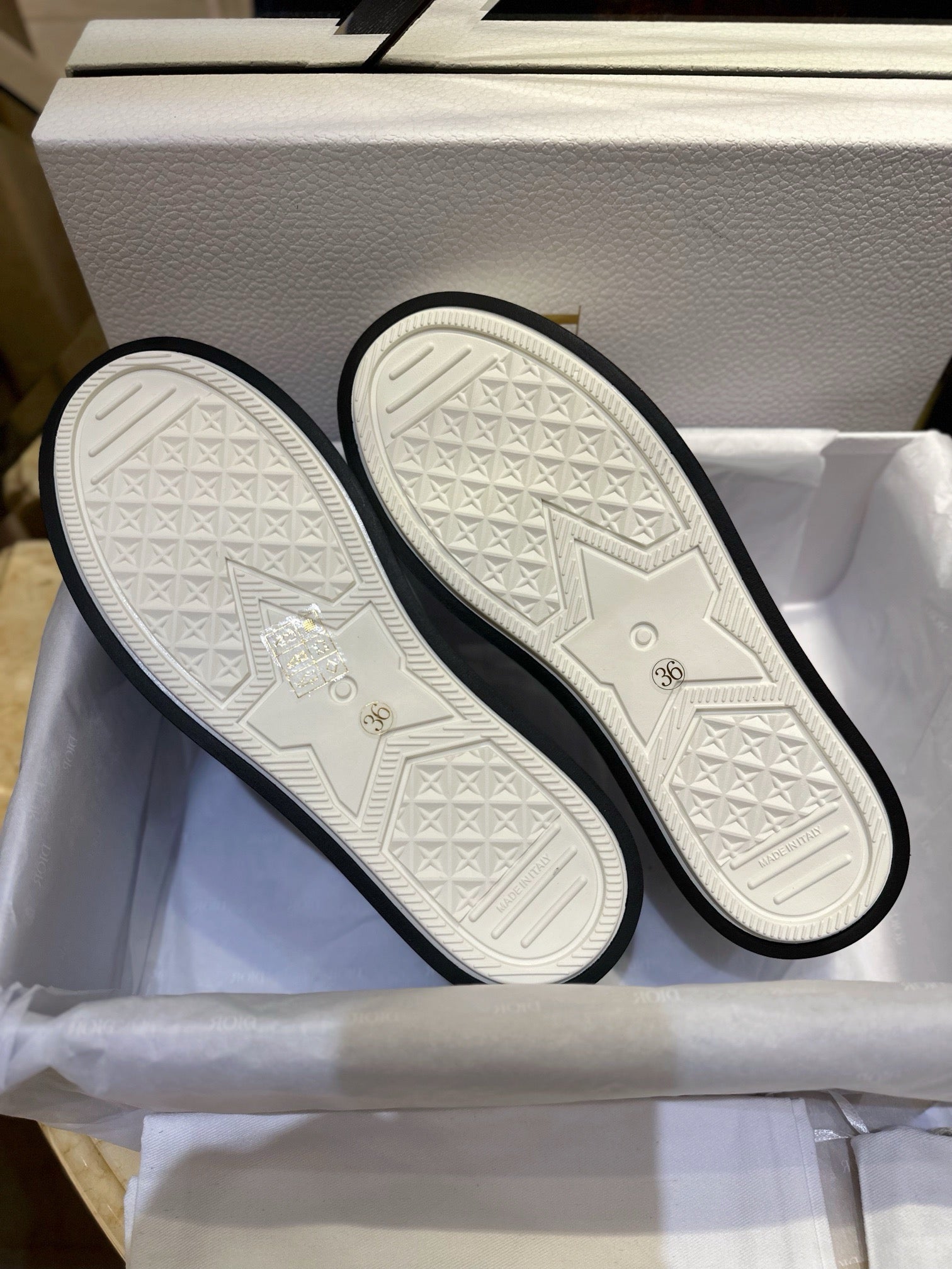 디올 오블리크 플랫폼 스니커즈