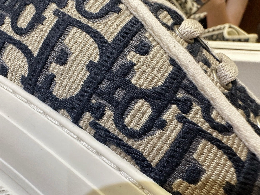 디올 오블리크 플랫폼 스니커즈