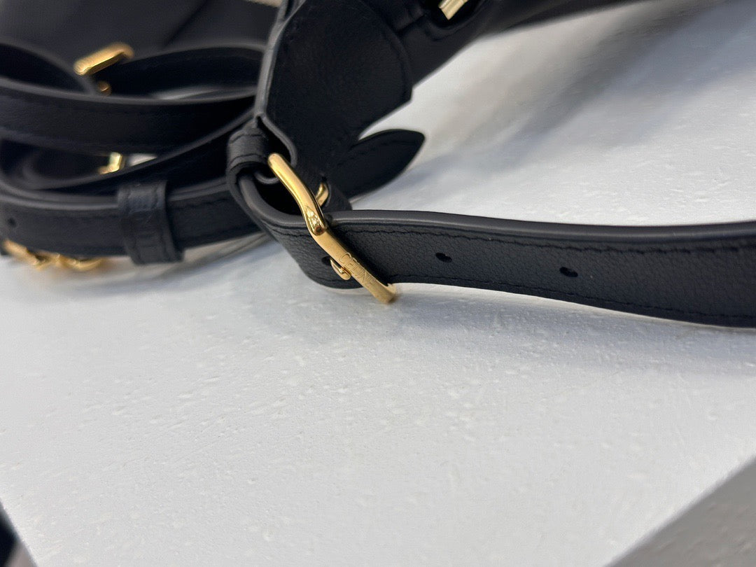 셀린느 틴 룰루백 그레인드 카프스킨