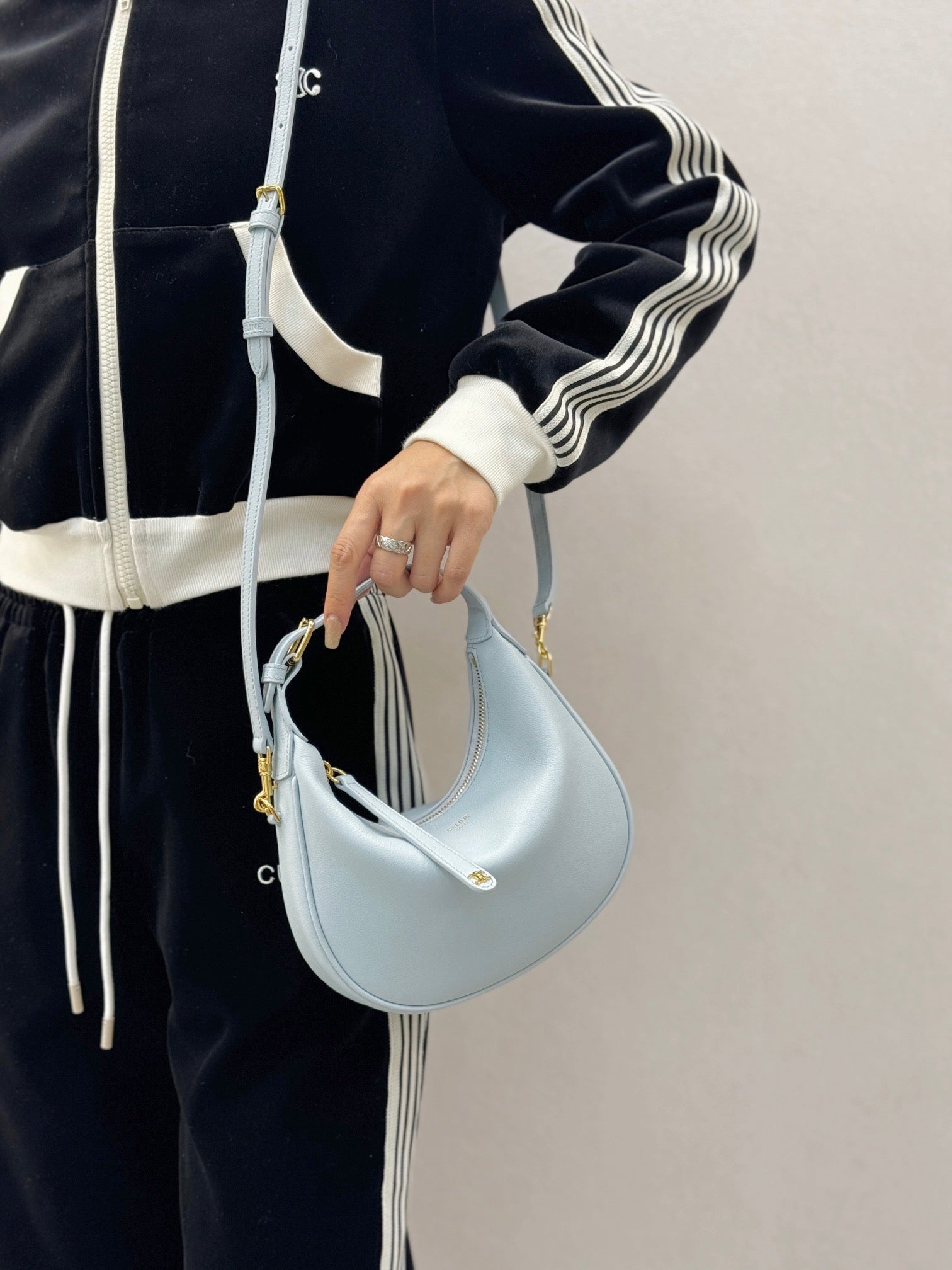 셀린느 틴 룰루백 그레인드 카프스킨