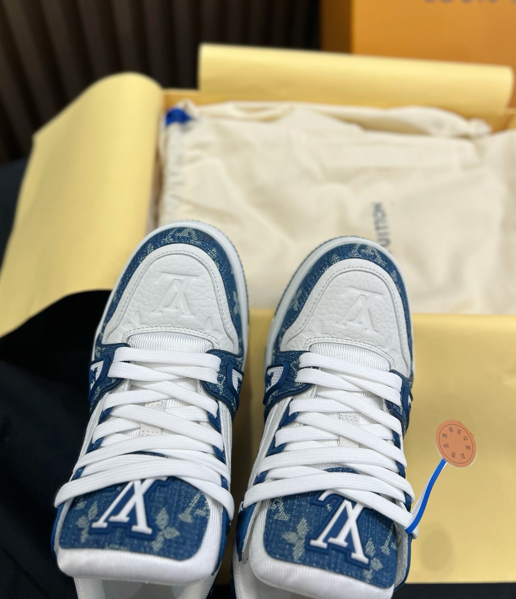 루이비통 LV 트레이너 스니커즈