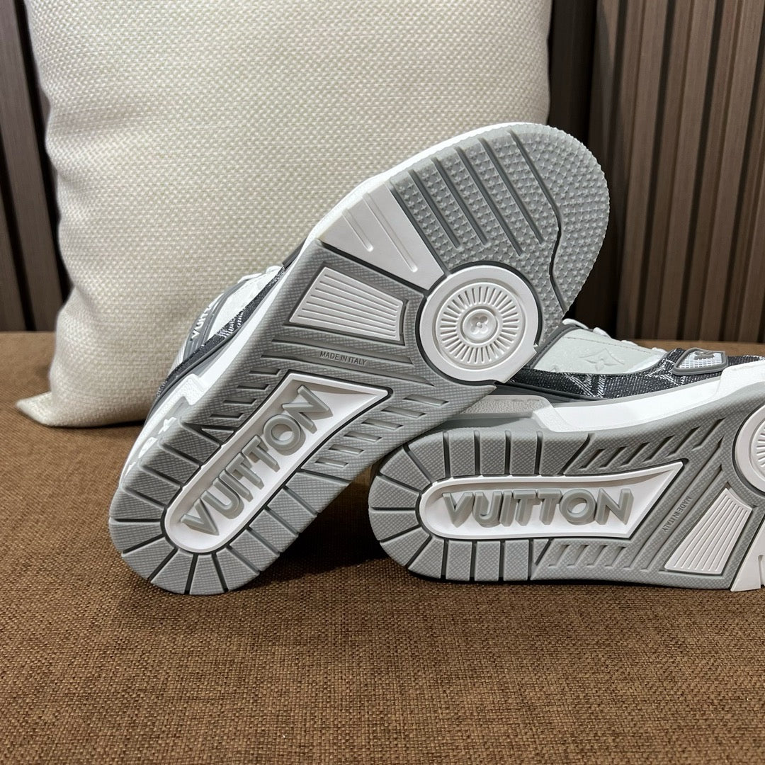 루이비통 LV 트레이너 스니커즈