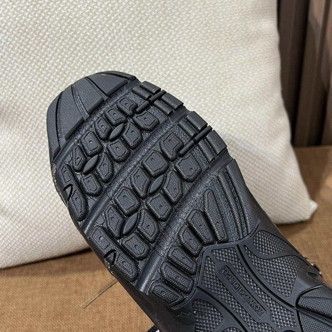 미우미우 X 뉴발란스 530 SL 가죽 스니커즈