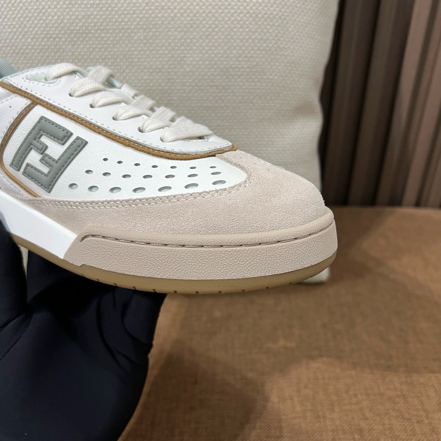 펜디 매치 레이스업 스니커즈