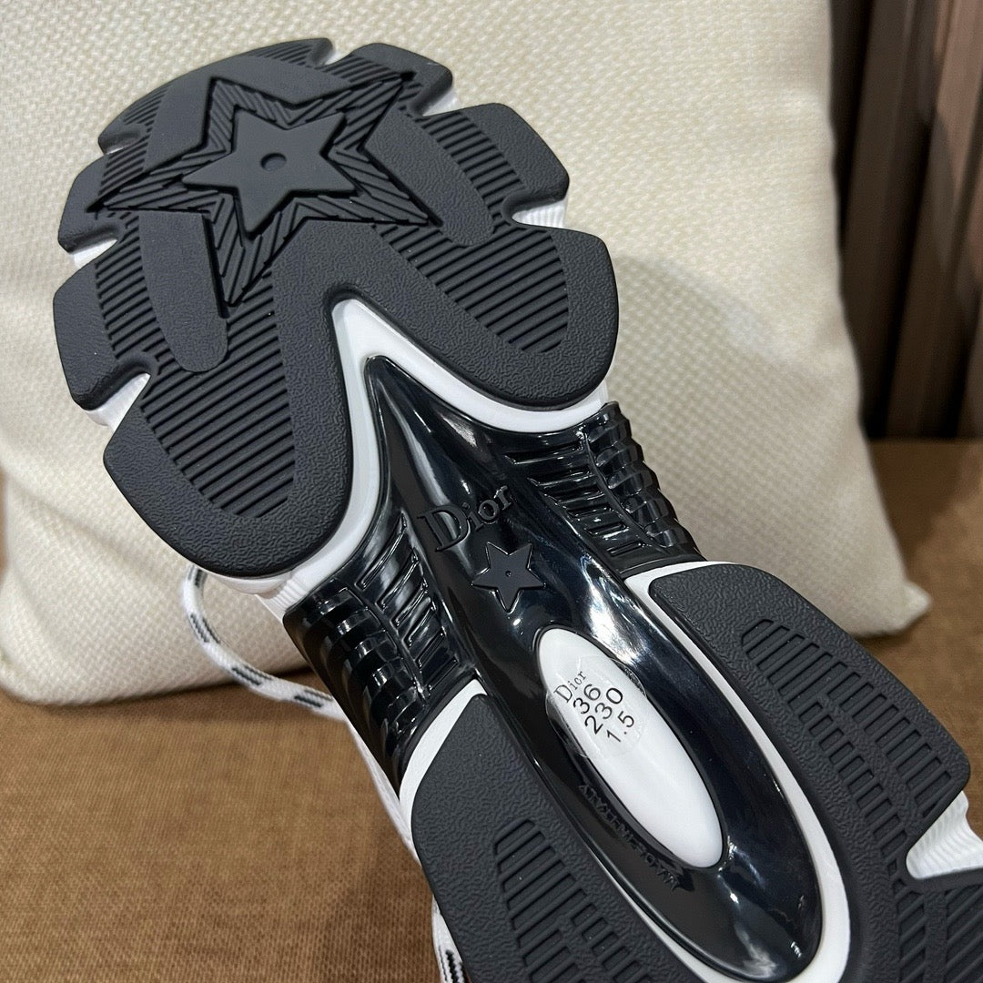 디올 크로노 스니커즈 화이트