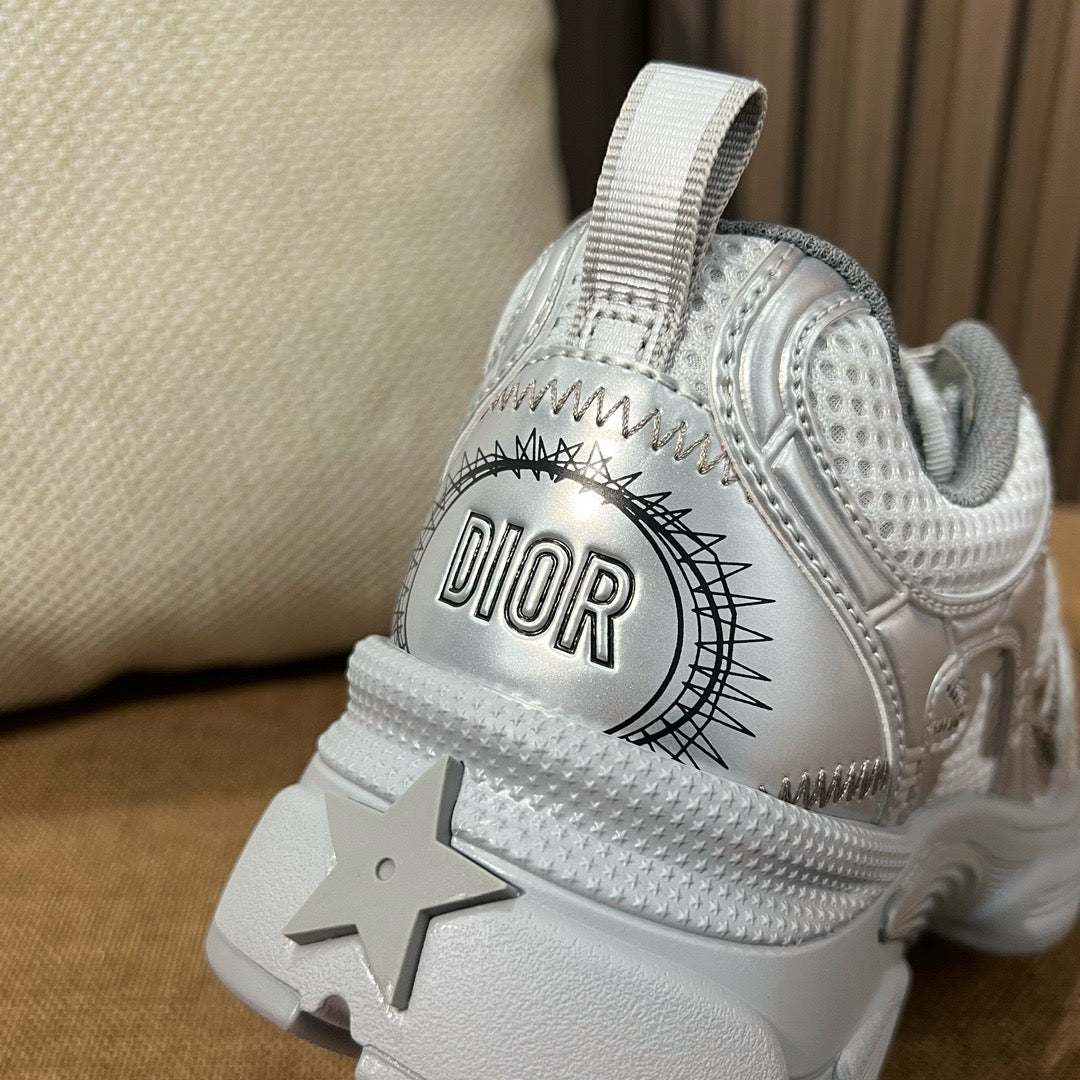 디올 크로노 스니커즈 화이트