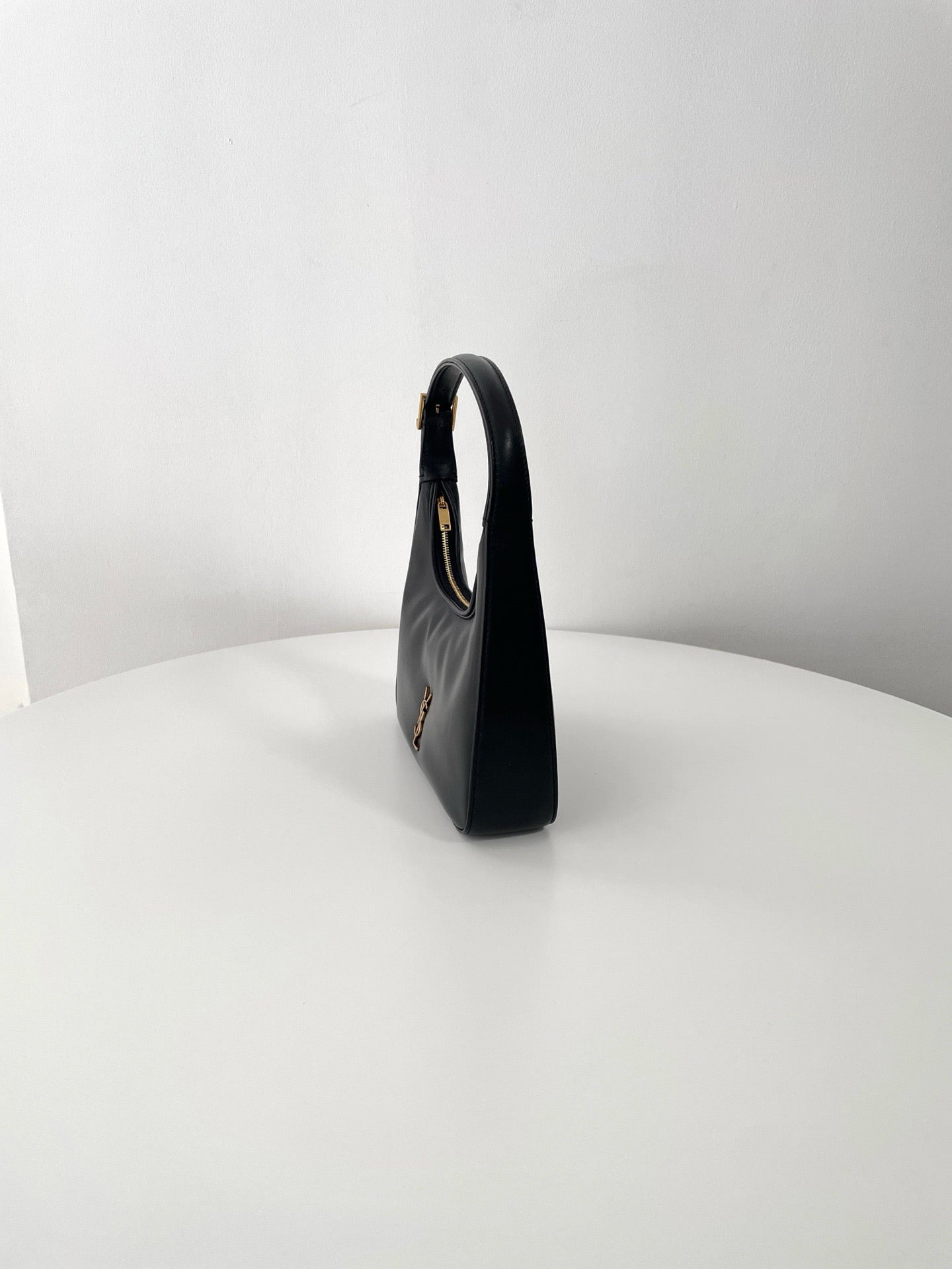 생로랑 칼립소 호보 백 미니