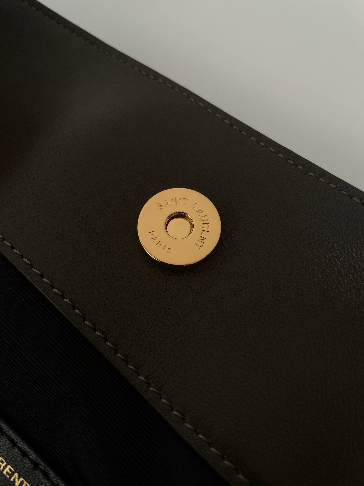 생로랑 제이미 4.3 포숑 램스킨 라지