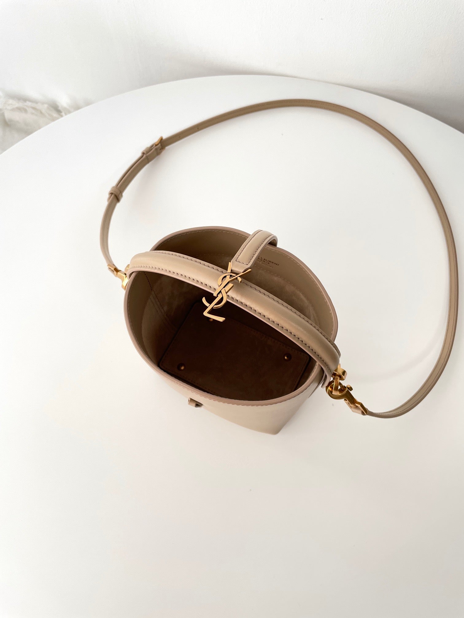 생로랑 LE 37 버킷백 미니