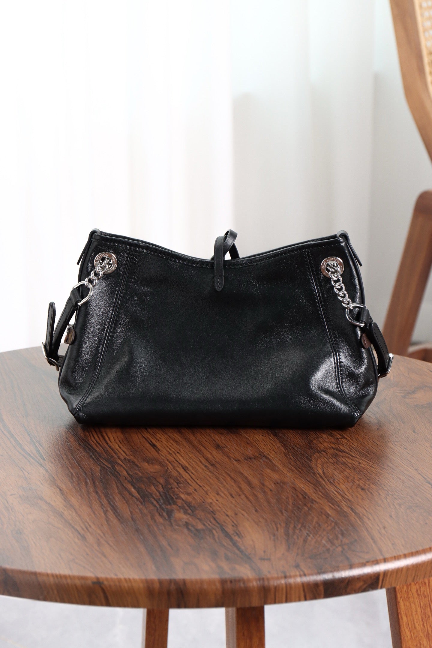 루이비통 캐리올 바이브 BB