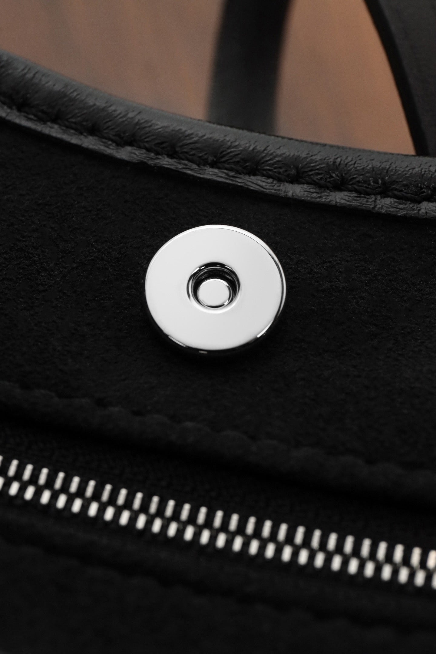 루이비통 캐리올 바이브 BB