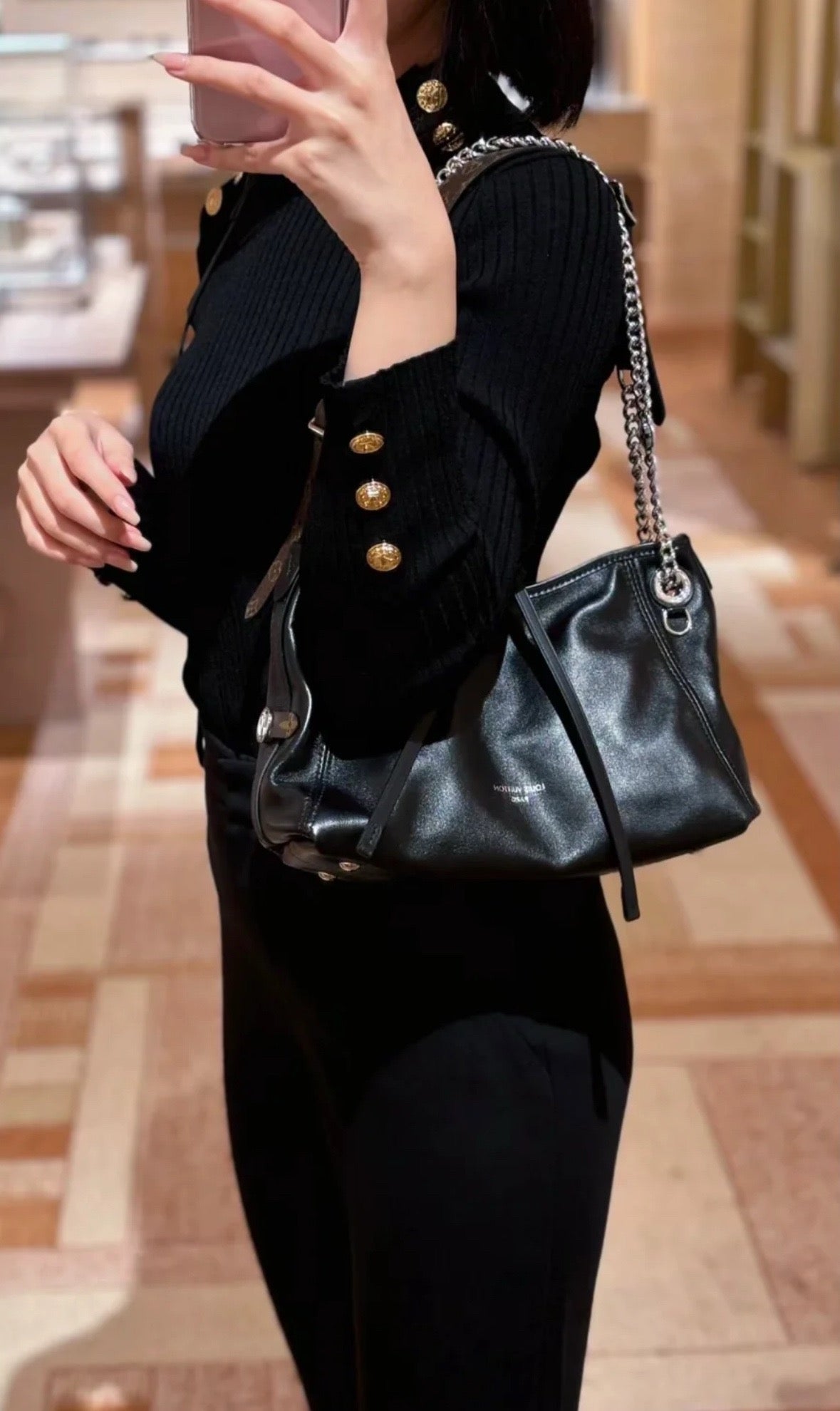 루이비통 캐리올 바이브 BB