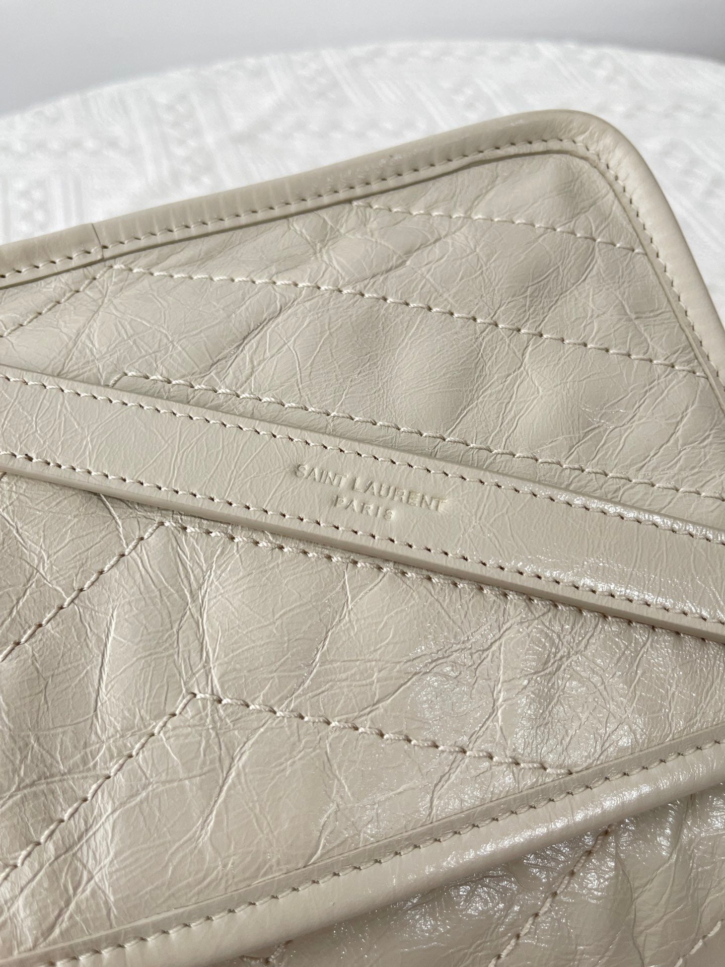 생로랑 니키백 베이비 빈티지 레더