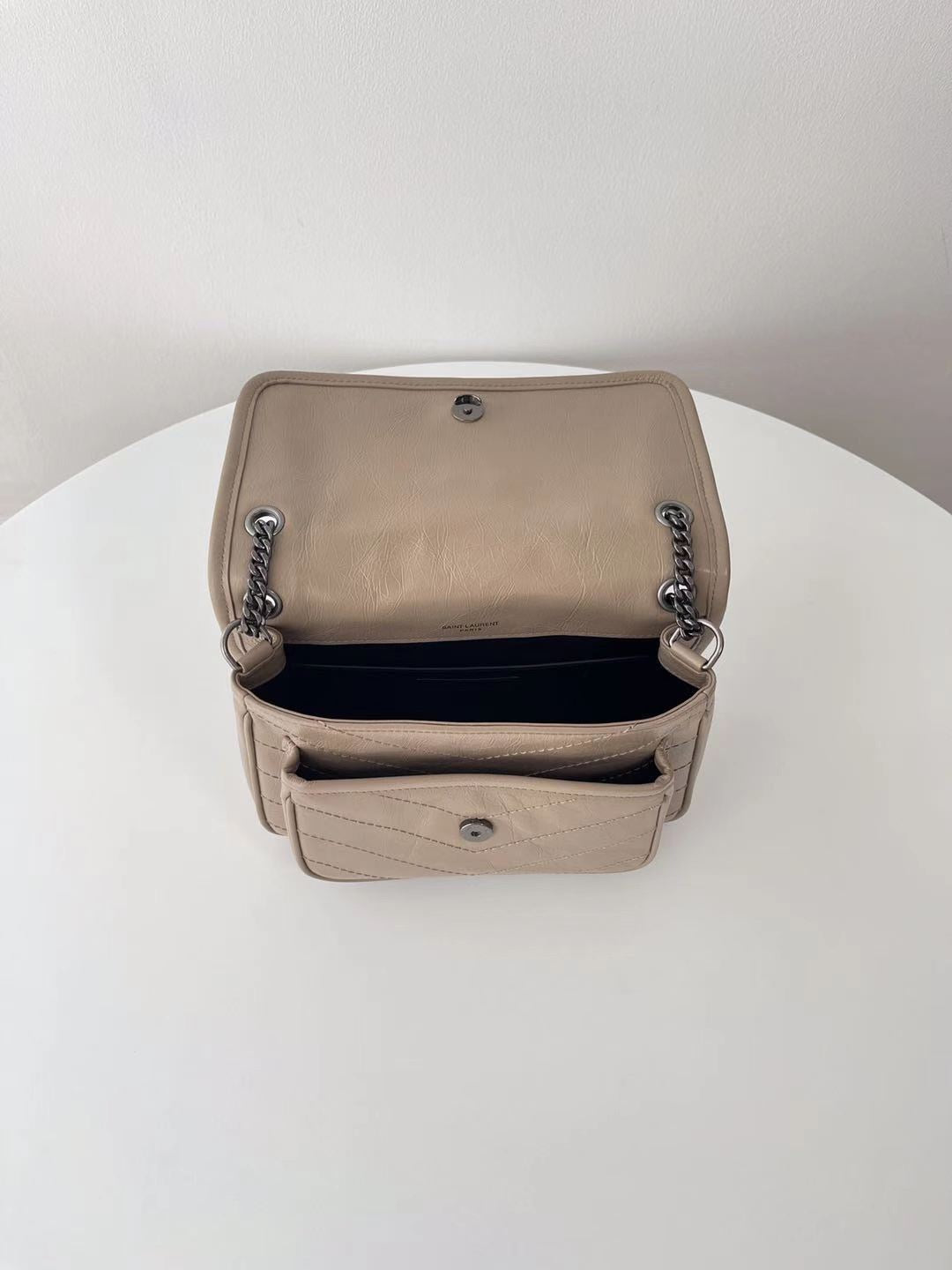 생로랑 니키백 베이비 빈티지 레더