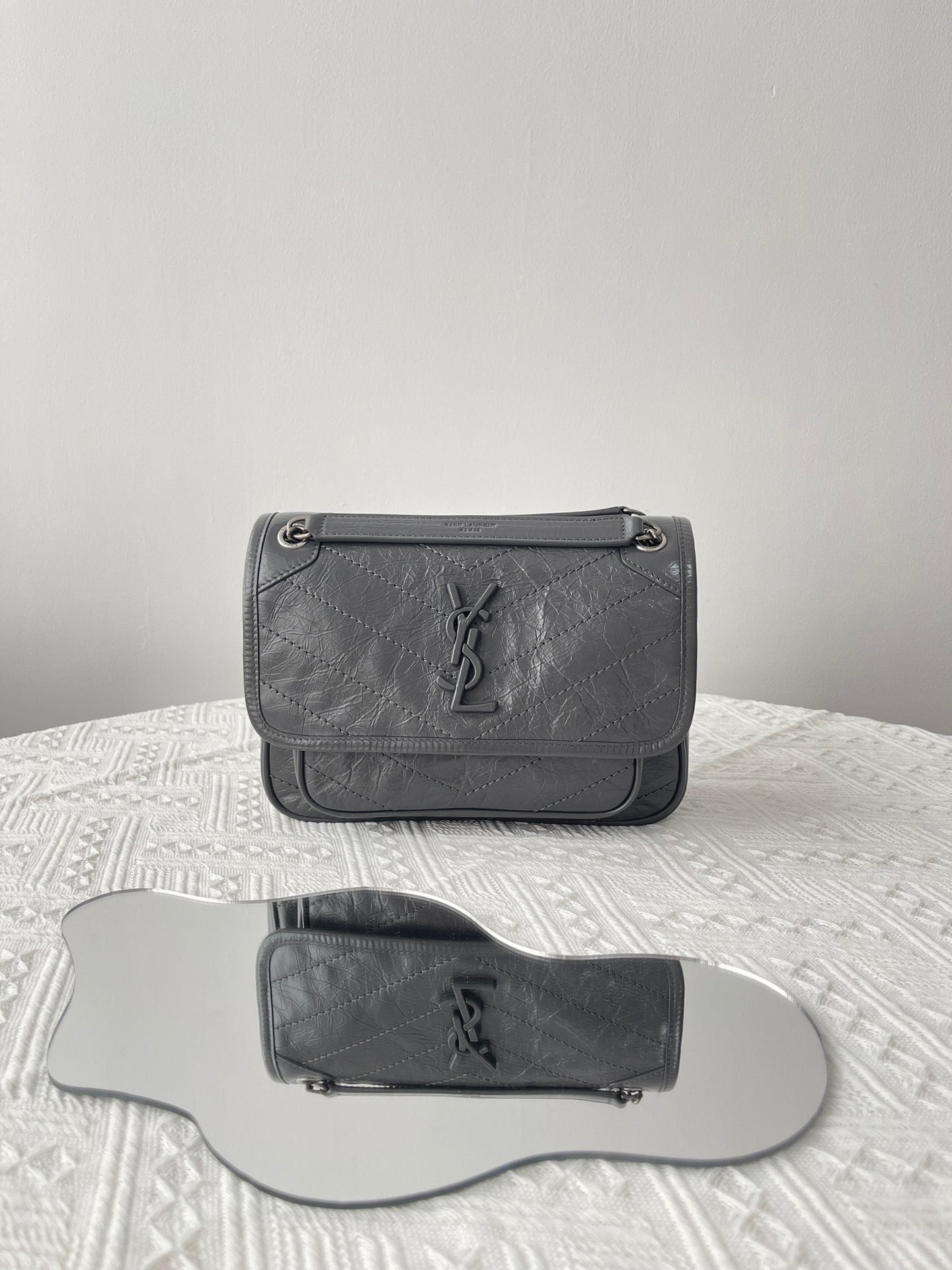 생로랑 니키백 베이비 빈티지 레더