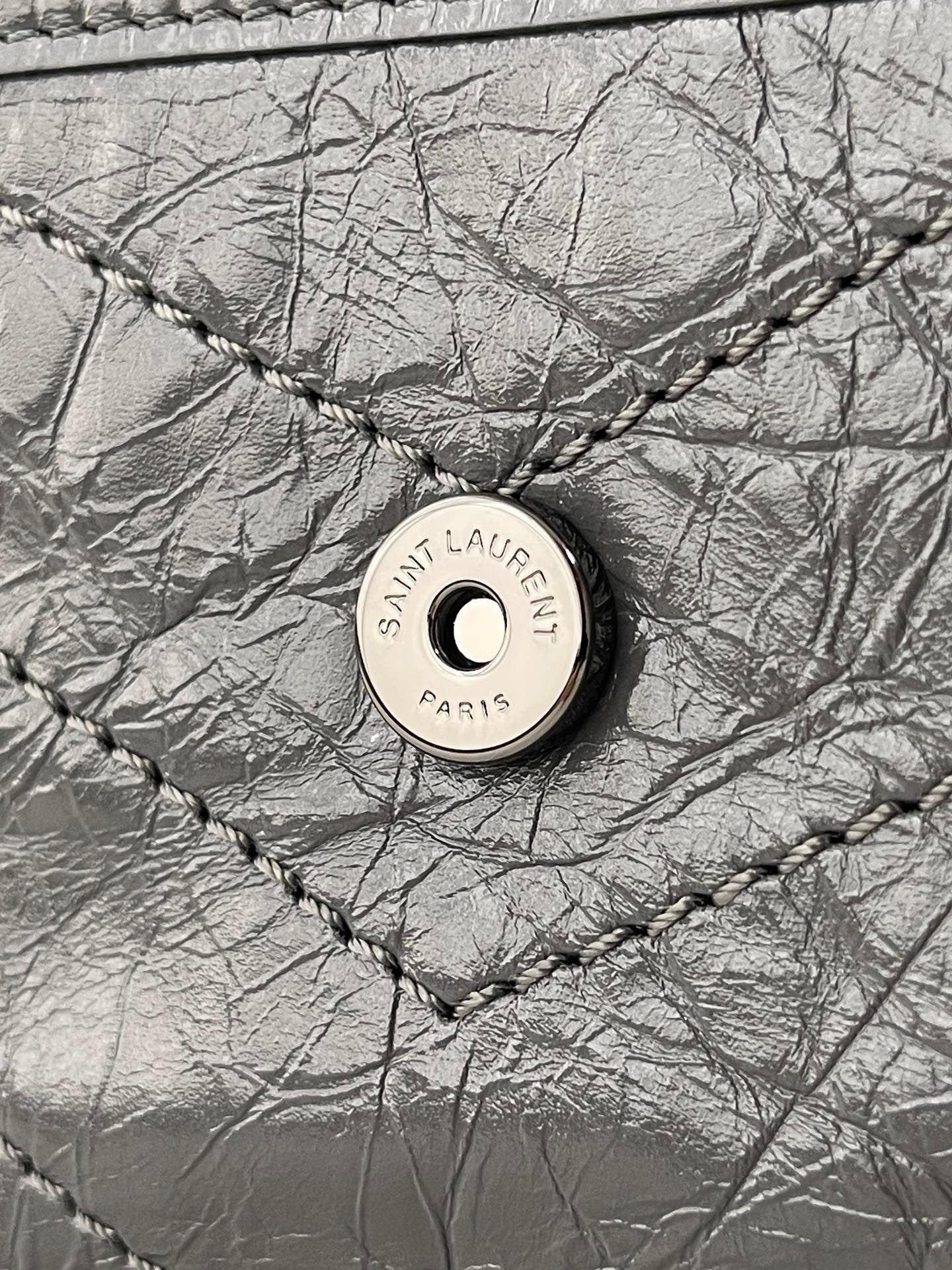 생로랑 니키백 베이비 빈티지 레더