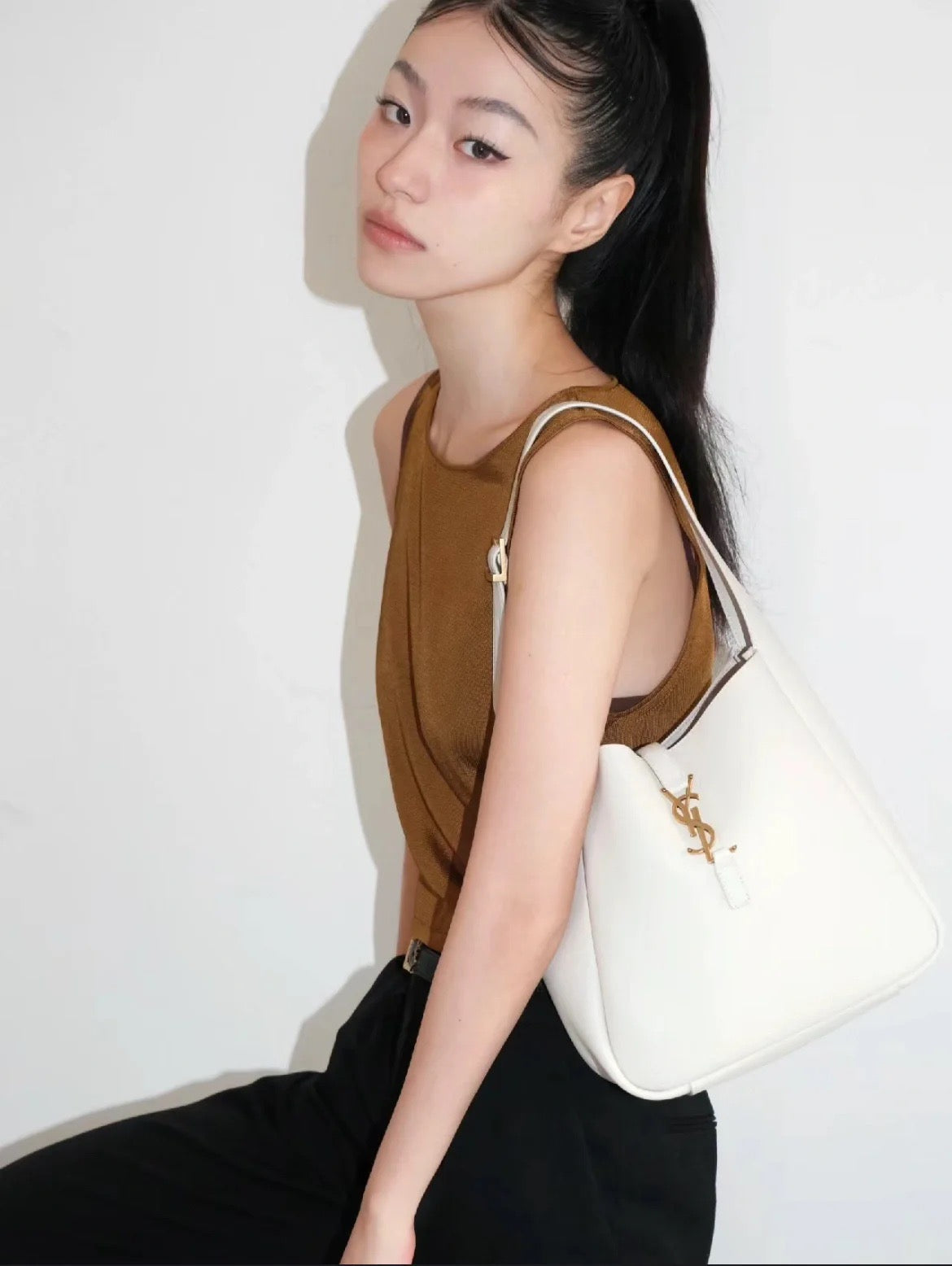 생로랑 LE 5À7 호보 스몰