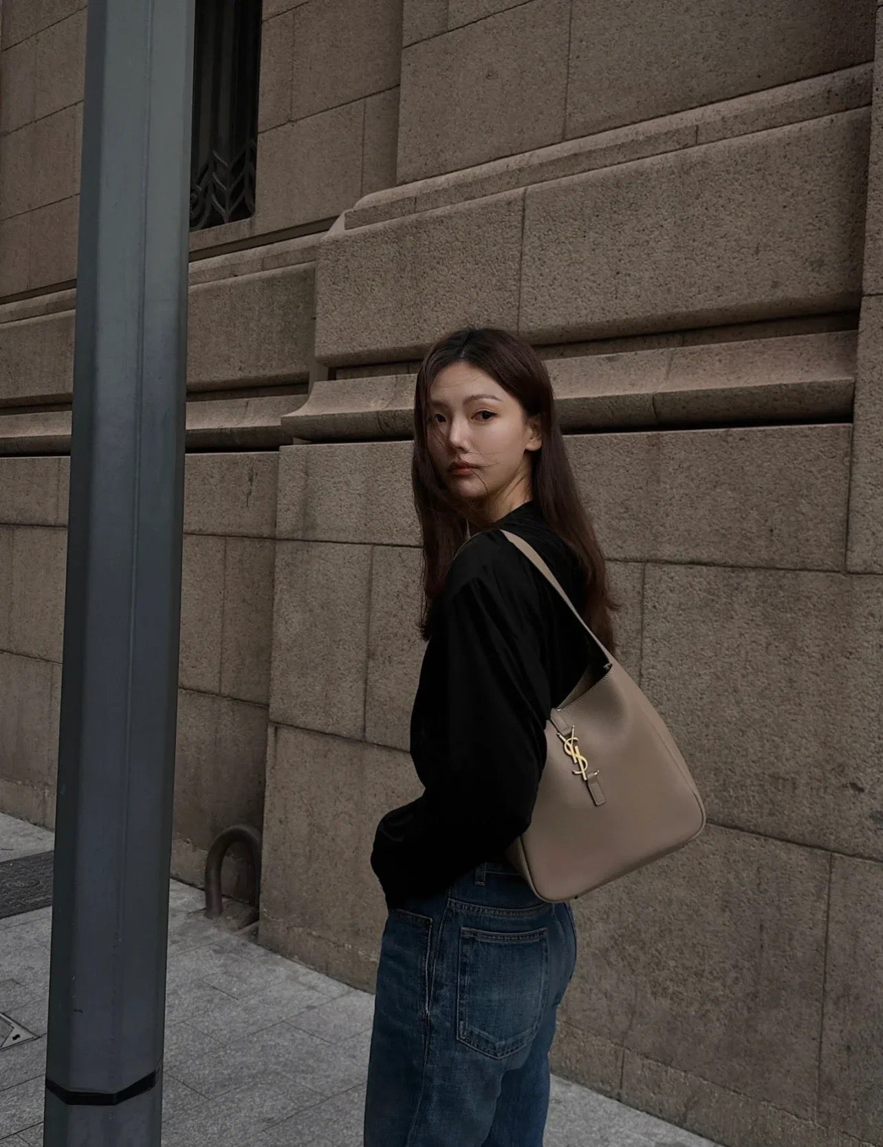 생로랑 LE 5À7 호보 스몰