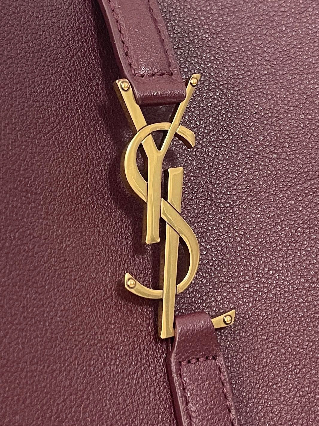 생로랑 LE 5À7 호보 스몰