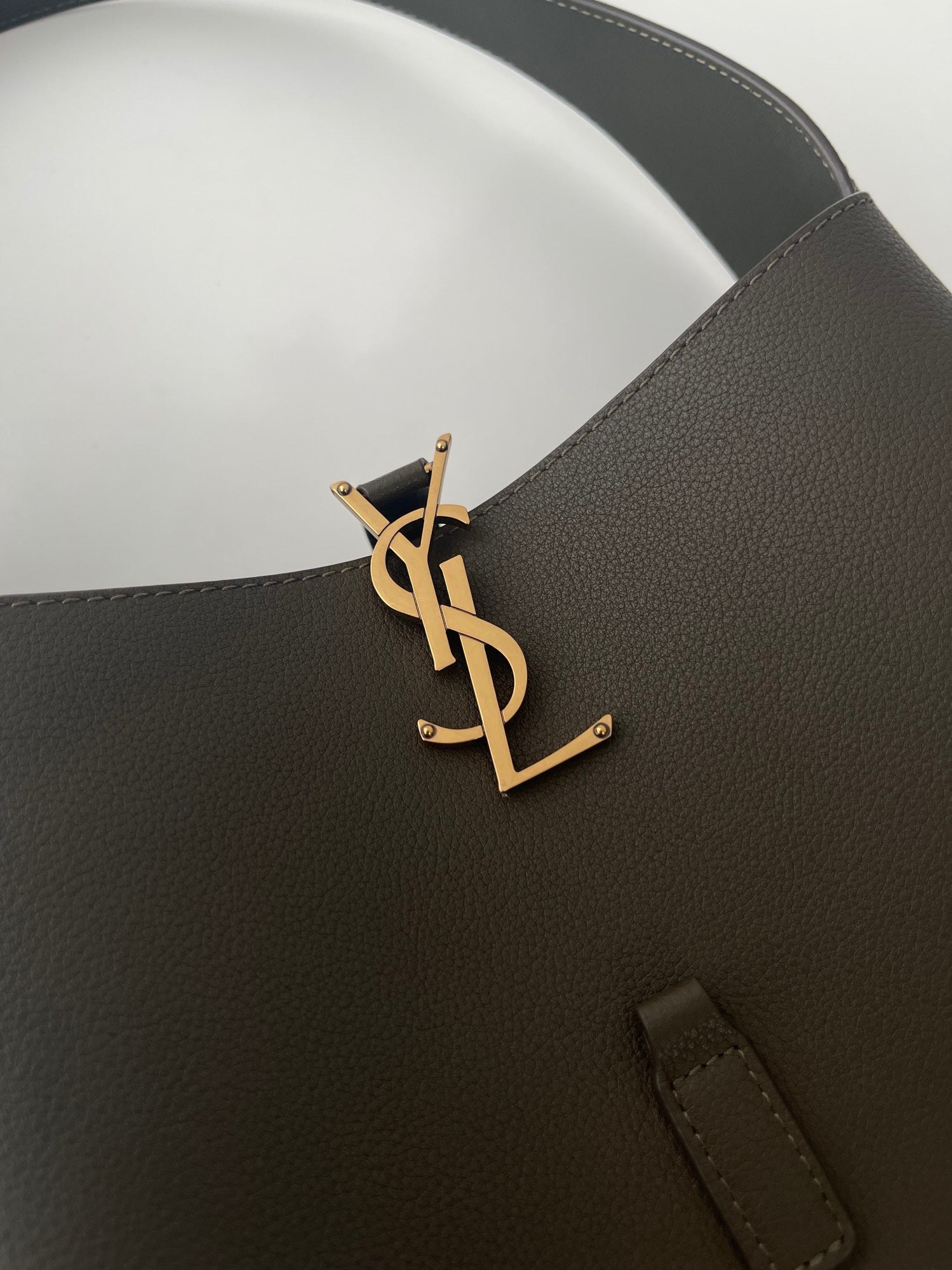 생로랑 LE 5À7 호보 스몰