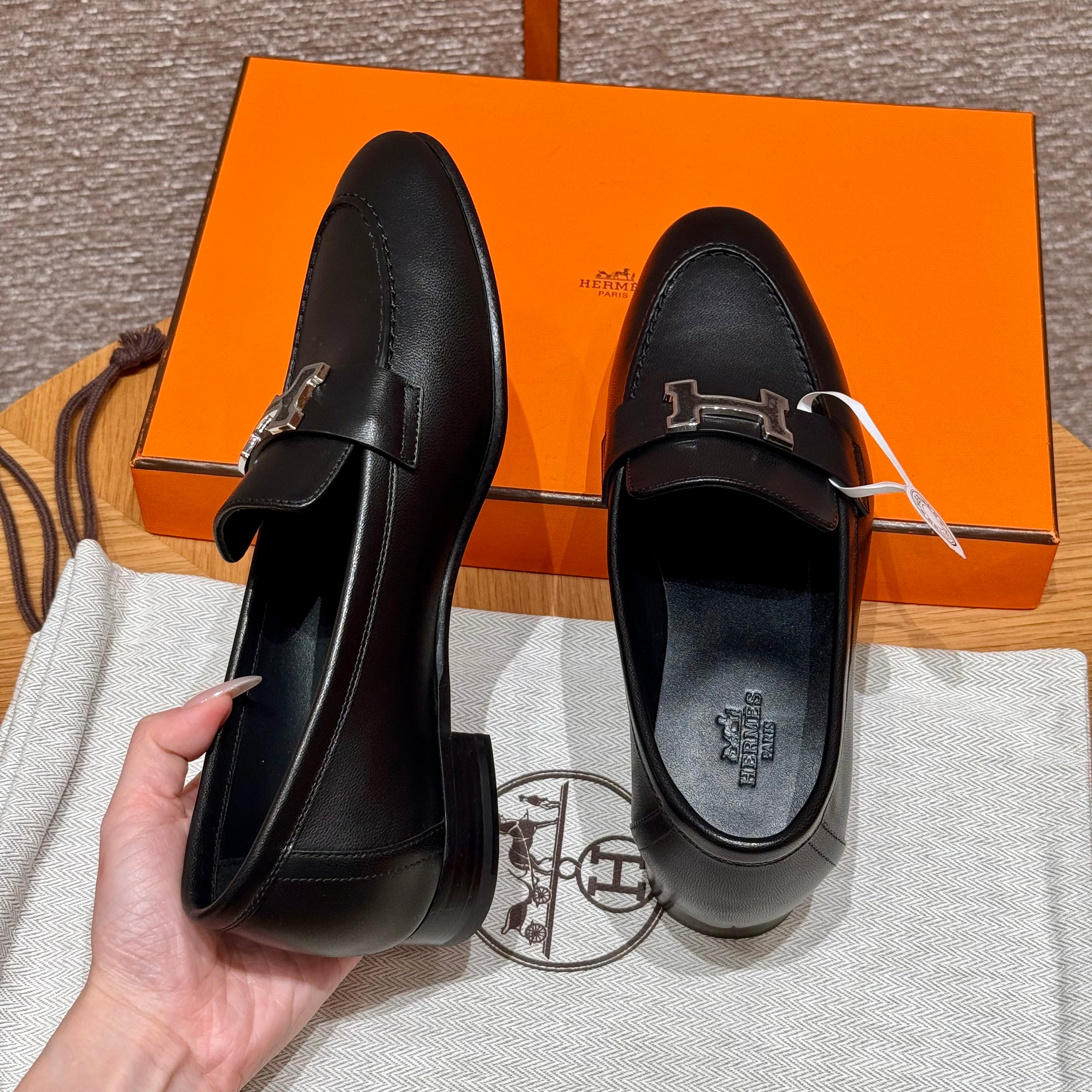 에르메스 Paris 파리 로퍼 은장