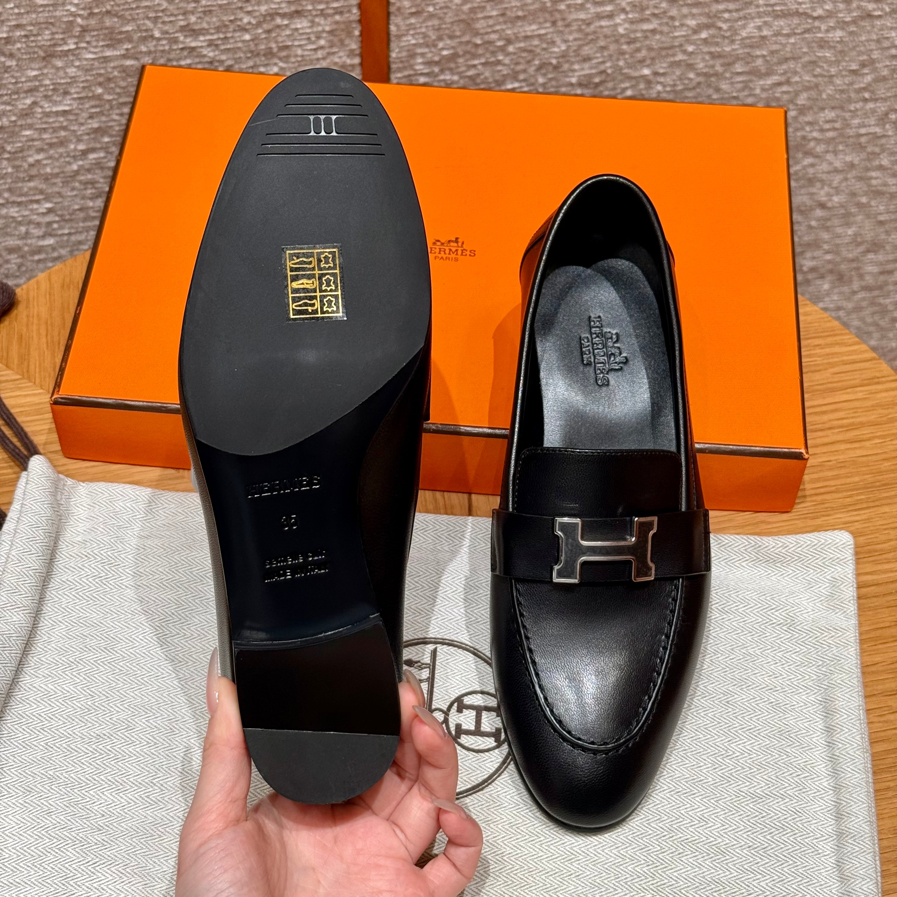 에르메스 Paris 파리 로퍼 은장