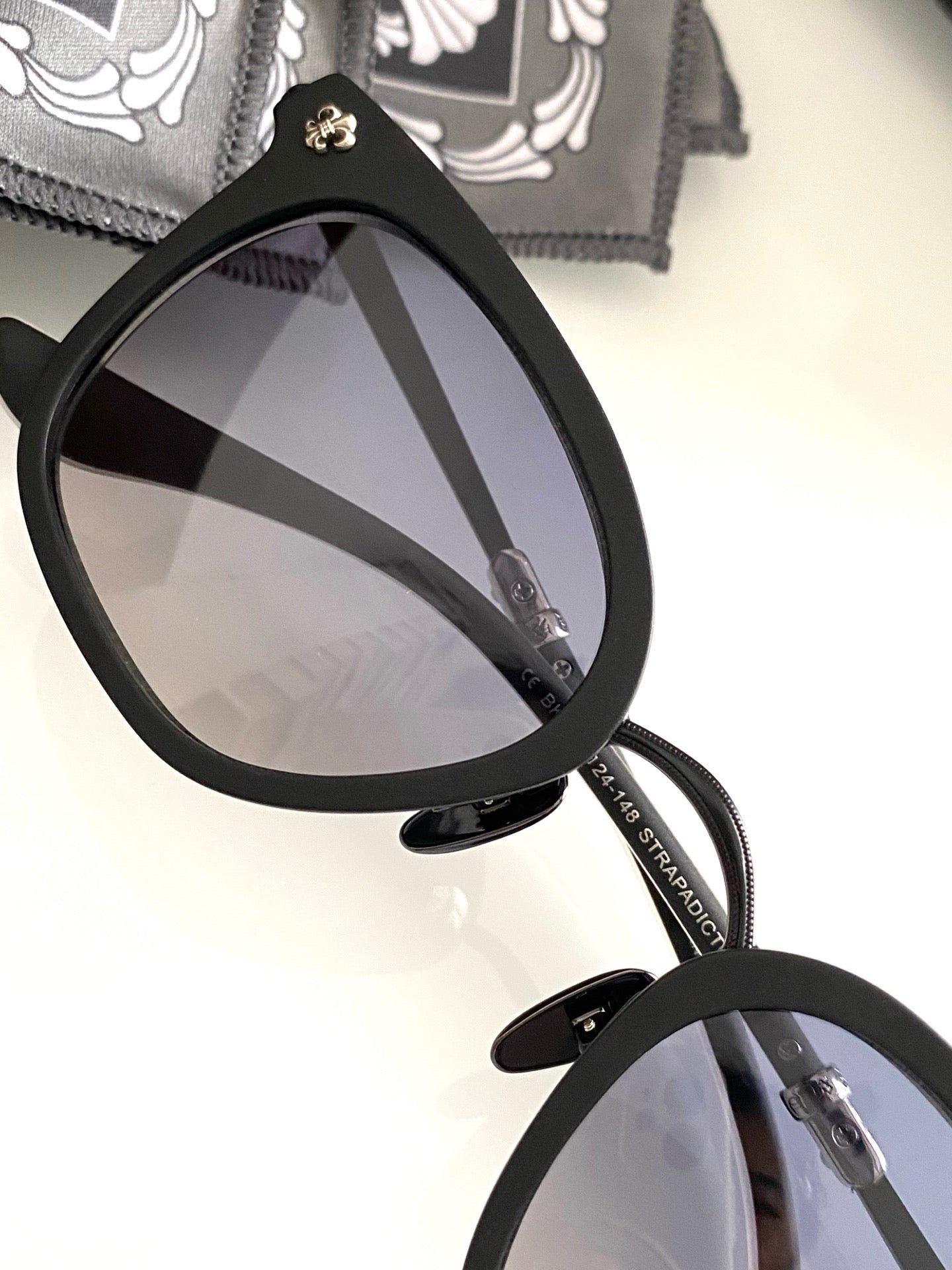 크롬하츠 스트라파딕텀 선글라스