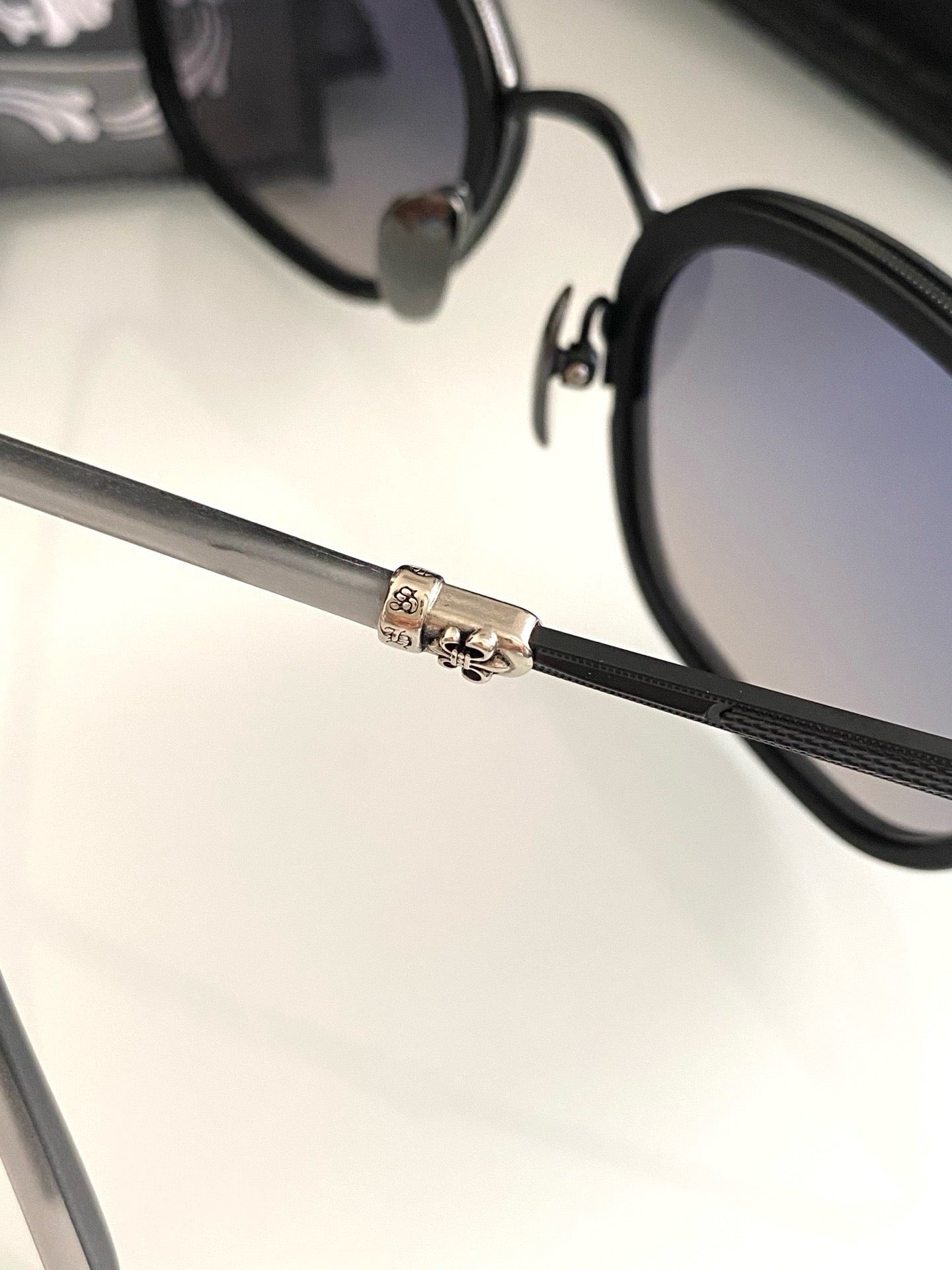 크롬하츠 스트라파딕텀 선글라스